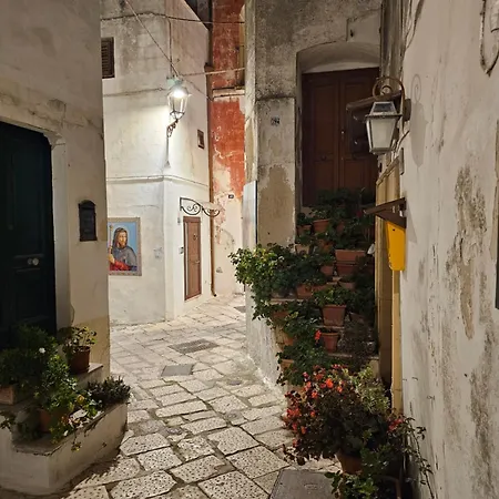 Vecchia Private & Mottola