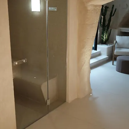 Vecchia Private & Mottola